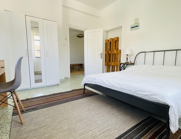 Charming Balcony Apartment in Jabal Al Weibdeh – Prime Location Near Paris Square