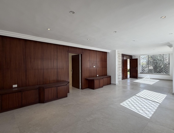 Spacious 3-Master-Bedroom Attached Villa with Private Garden | 4th Circle, Amman