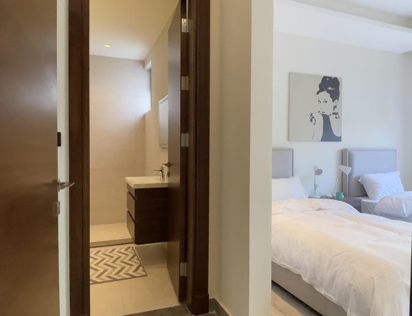 Spacious 3-Bedroom Apartment for Rent in 4th Circle, Amman