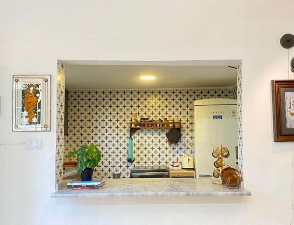 Jabal Amman Cozy 3-Bedroom Flat