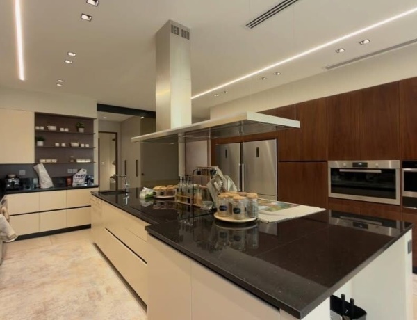 Luxury Ground Floor Apartment for Sale in Abdoun with Private Garden – Super Deluxe Finishing