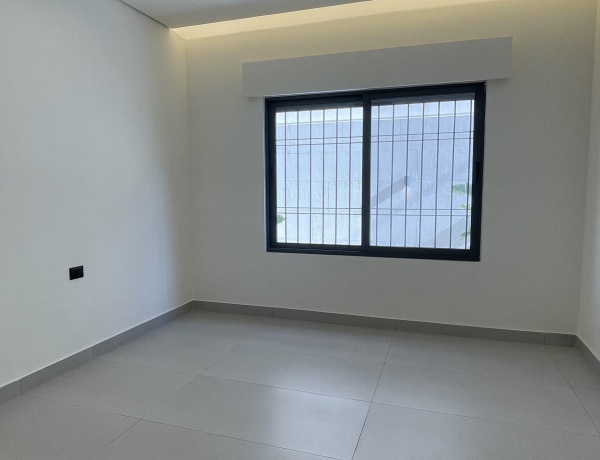 Modern 2-Bedroom Apartment with Spacious Terrace – Abdoun, Amman