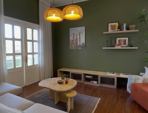 2-Bedroom Apartment for Rent in Jabal Al-Weibdeh Near Paris Square