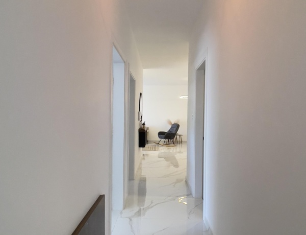 Elegant 3-Bedroom Apartment for Rent in 4th Circle, Central Amman | Balcony & Stunning Views