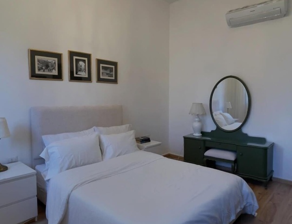 2-Bedroom Apartment for Rent in Jabal Al-Weibdeh Near Paris Square