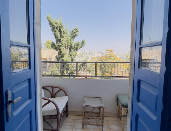 Furnished apartment in Jabal Amman – 1st Circle