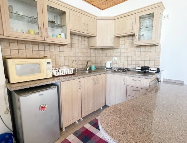 Rooftop 1-Bedroom Apartment for Rent in Abdoun with Large Balcony – Walk to Cafés & Shops