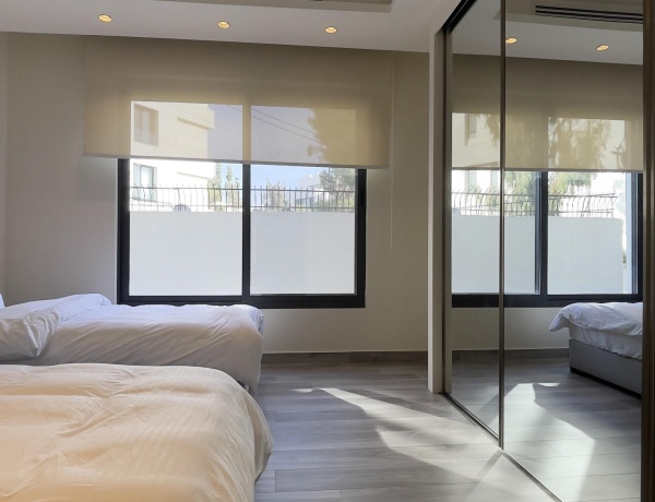 Spacious 3-Bedroom Apartment for Rent in 4th Circle, Amman