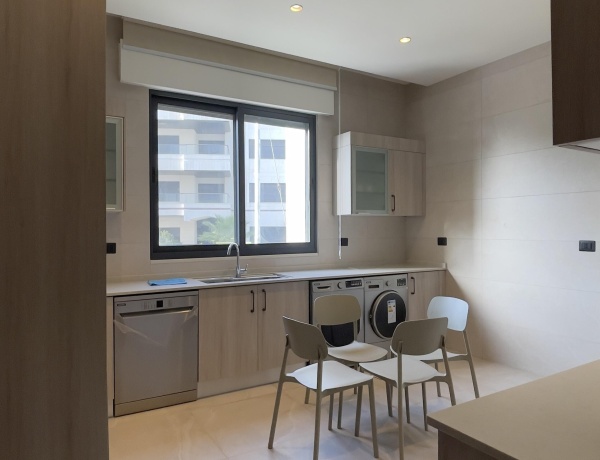 Spacious 3-Bedroom Apartment for Rent in 4th Circle, Amman